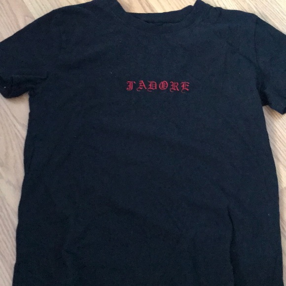 Brandy Melville Tops - j’adore